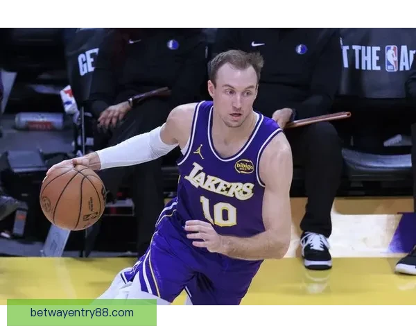 肯纳德谈绝杀关键时刻斯马特妙传助我投篮得分获胜